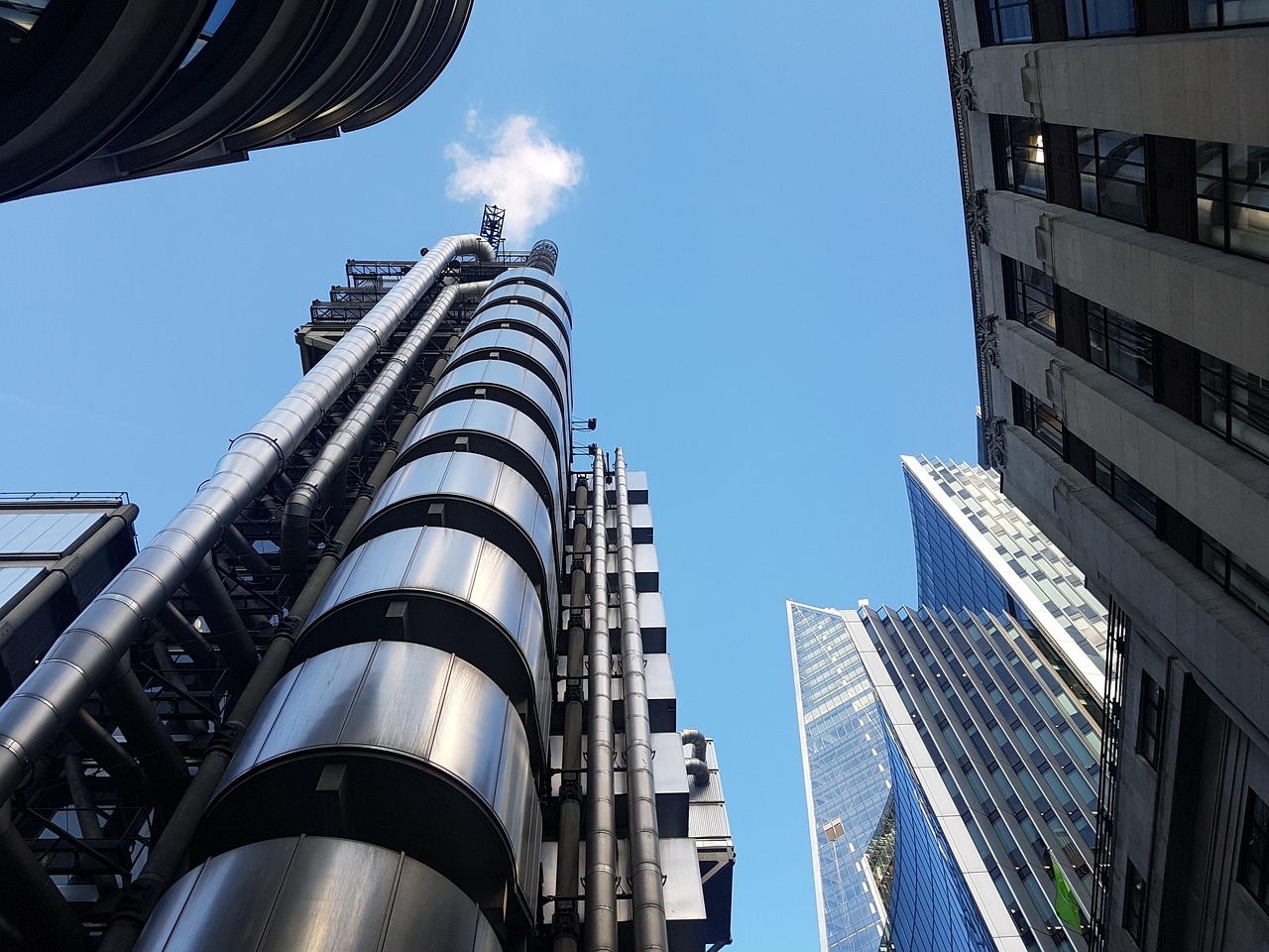 深度解析，万达集团不上市之谜原因探究